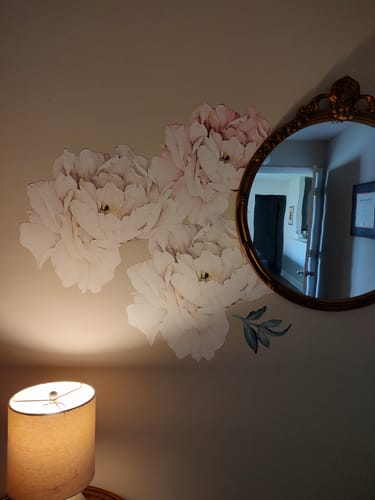 Customer photo review of Peony Wallstickers