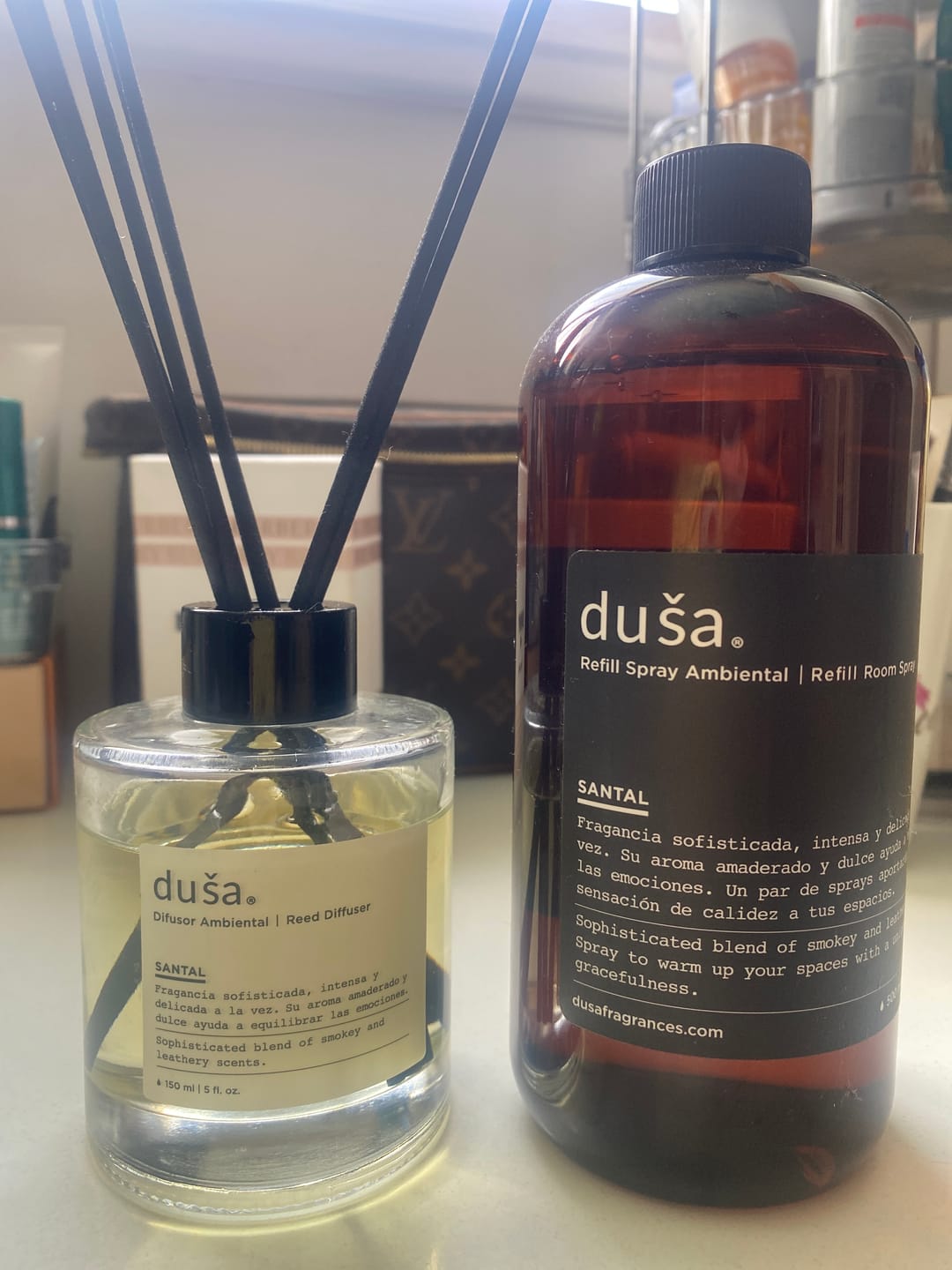 Customer photo review of Santal  - Recarga Aromatizante en Spray |  Para Telas y Ropa de Cama  -  500 ml