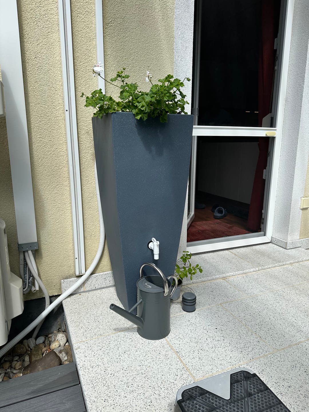 Customer photo review of YourCasa Regentonne 100-200 Liter [PureFlow] - Frostsicher & UV-beständig