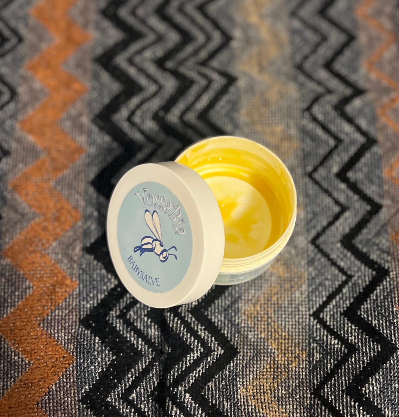 Reseña fotográfica de un cliente sobre la pomada para bebés