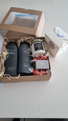Customer photo review of The Gentleman’s Essentials Gift Box