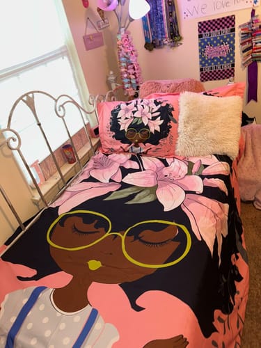 Customer photo review of AFROBRATS™ Lily Duvet Cover & Pillow Sham Set