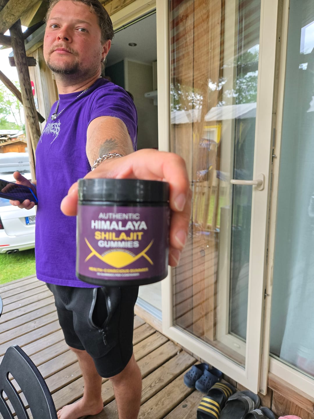 Customer photo review of Mindabolics Shilajit Gummies