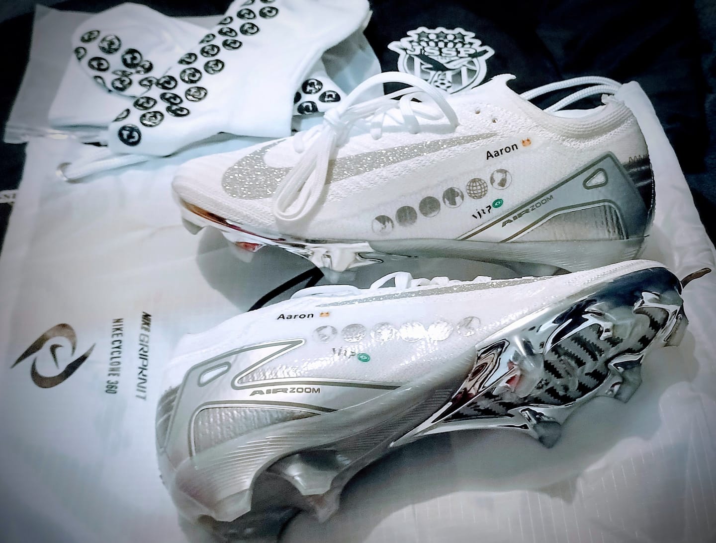 Customer photo review of Vapor 10 Vinicius Trophie The Best FG - Blanc/Argent