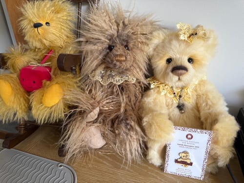 P E. review of Charlie Bear 2025 The Our Journey So Far Collection Isabelle Collection Isabelle Masterpiece 2025 image 1 out of 1