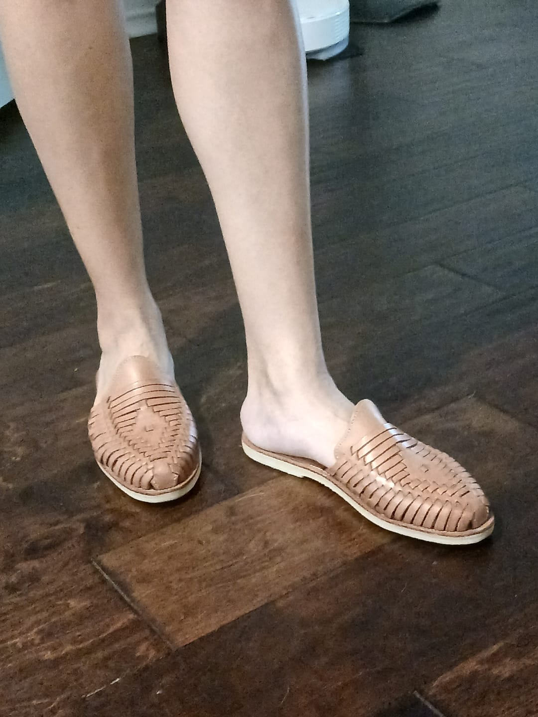 Customer photo review of Andy Mule Huarache - Tan