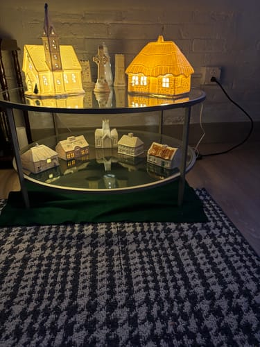 Customer photo review of Belleek Classic Thatched Cottage Luminaire (US Fitting)