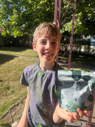 Customer photo review of NeuroBrocc Gummies