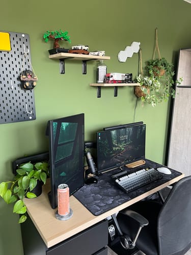 Customer photo review of Cloud Black | Mousepad