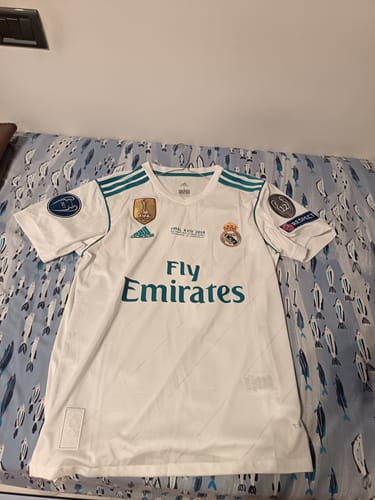 Customer photo review of MAGLIA REAL MADRID FINALE CHAMPIONS LEAGUE 2018 [CON PATCH INCLUSE]