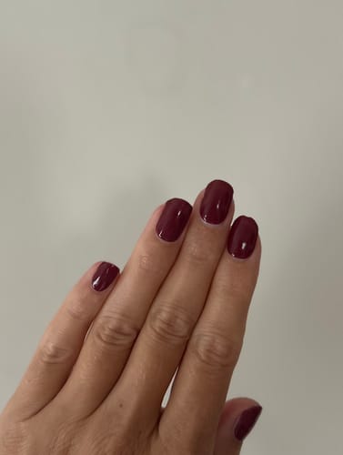 Christine F. review of UV Gel: Royal Temptation image 1 out of 1