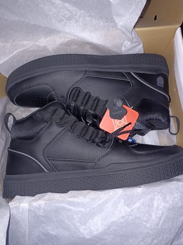 Customer photo review of Tenis Roof Mid Men