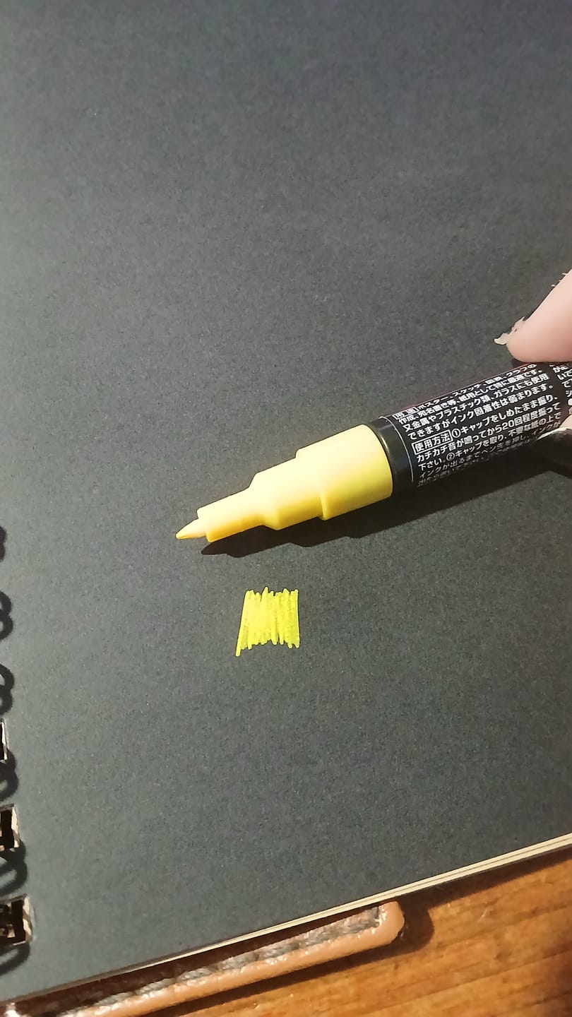 Customer photo review of Uni Posca PC-1M - Marcador Extra Finos Clásico (Japonés)