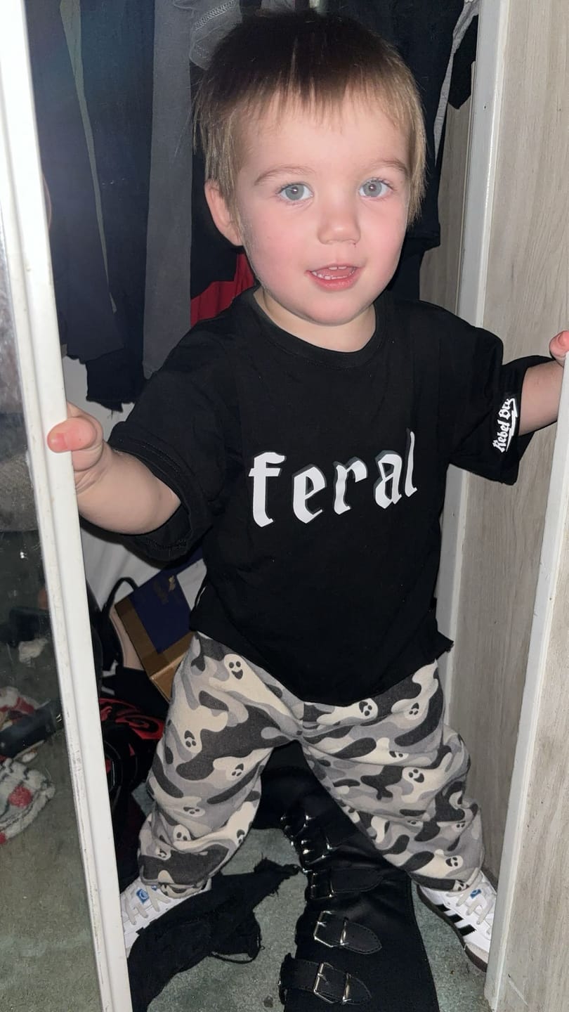 Customer photo review of Bamboo Graphic Tee in Feral