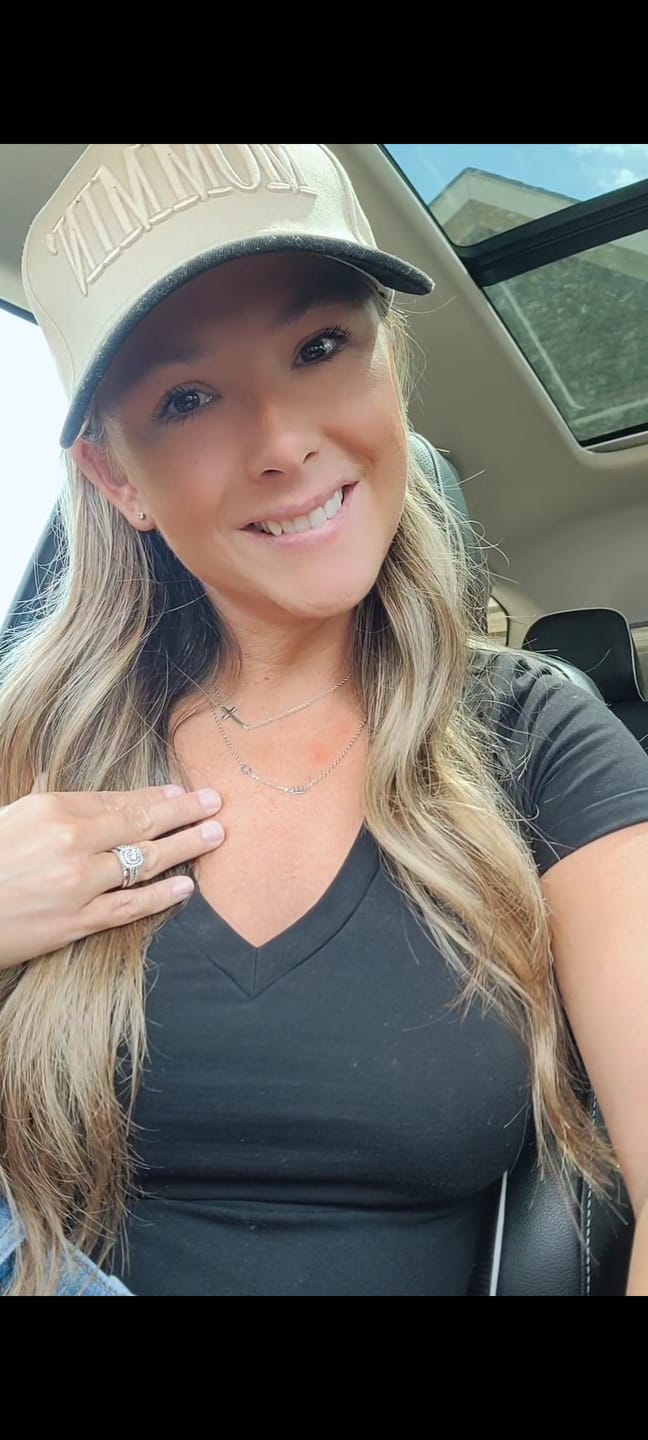 Customer photo review of Personalized Sideway Initial Necklace 18K Best Seller