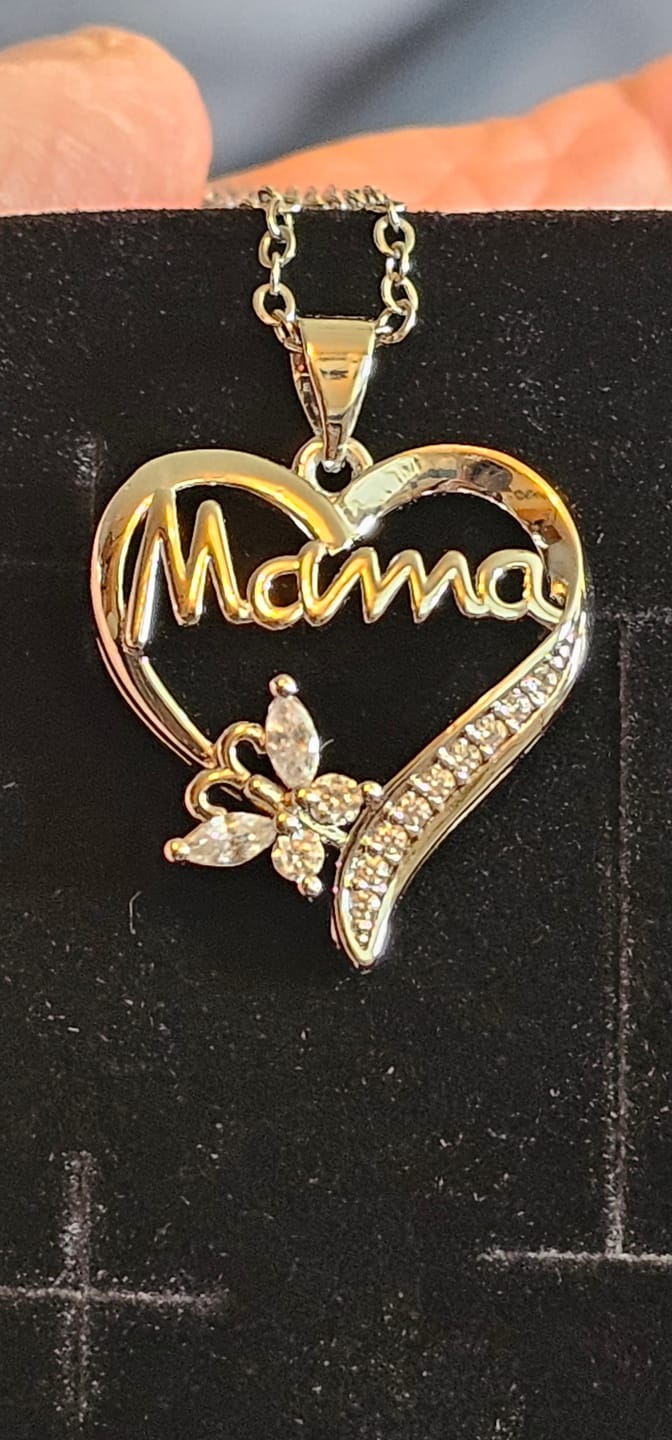 Customer photo review of Mavis 18k White Gold Plated Mama Heart Pendant Necklace with Simulated Diamond Crystals