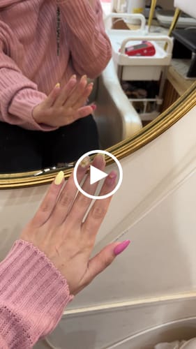 Customer video review of SWEATER LINA ROSADO