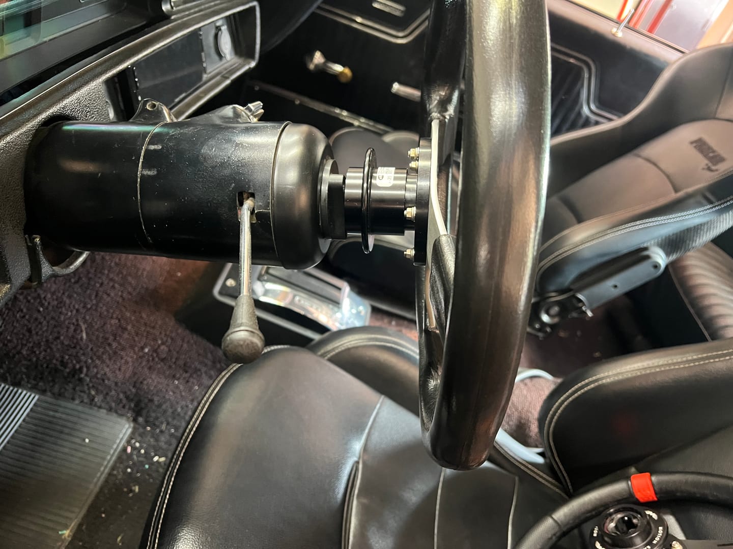 Customer photo review of Motion GM/Ford Bolt-On SFI Steering Quick Release Hub 5/6 Bolt Pattern 15-270