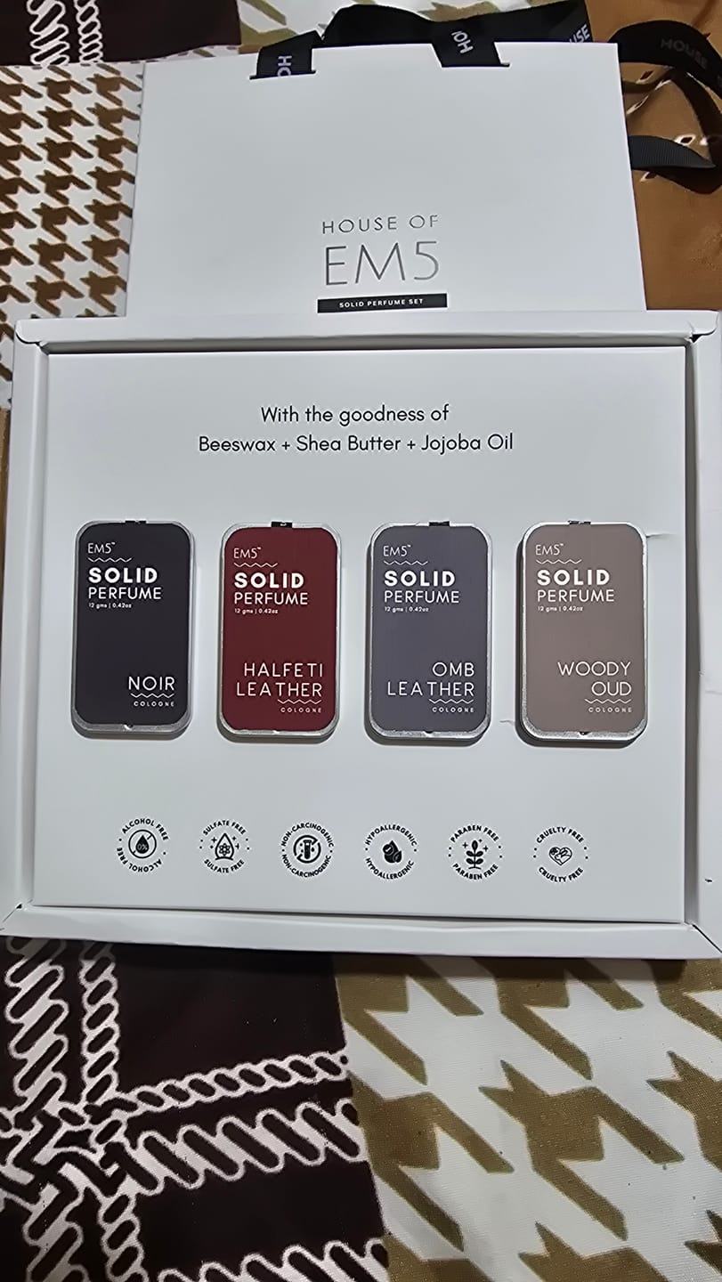 Customer photo review of Woody Oud | Solid Perfume