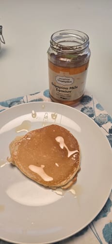 Customer photo review of Cretan Thyme Honey from Sfakia – natural, antibacterial, perfect for yogurt & herbal teas | 450g