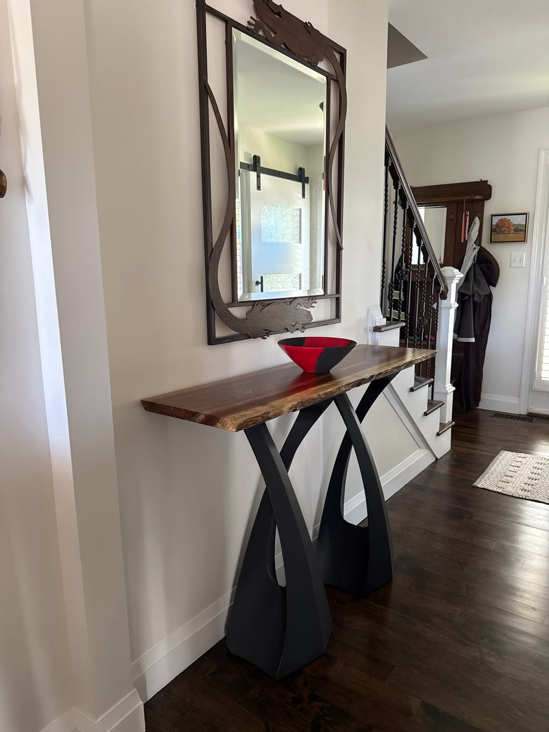 Customer photo review of Counter Table Base 614 Tulipe 34H Mid-Century Modern Style