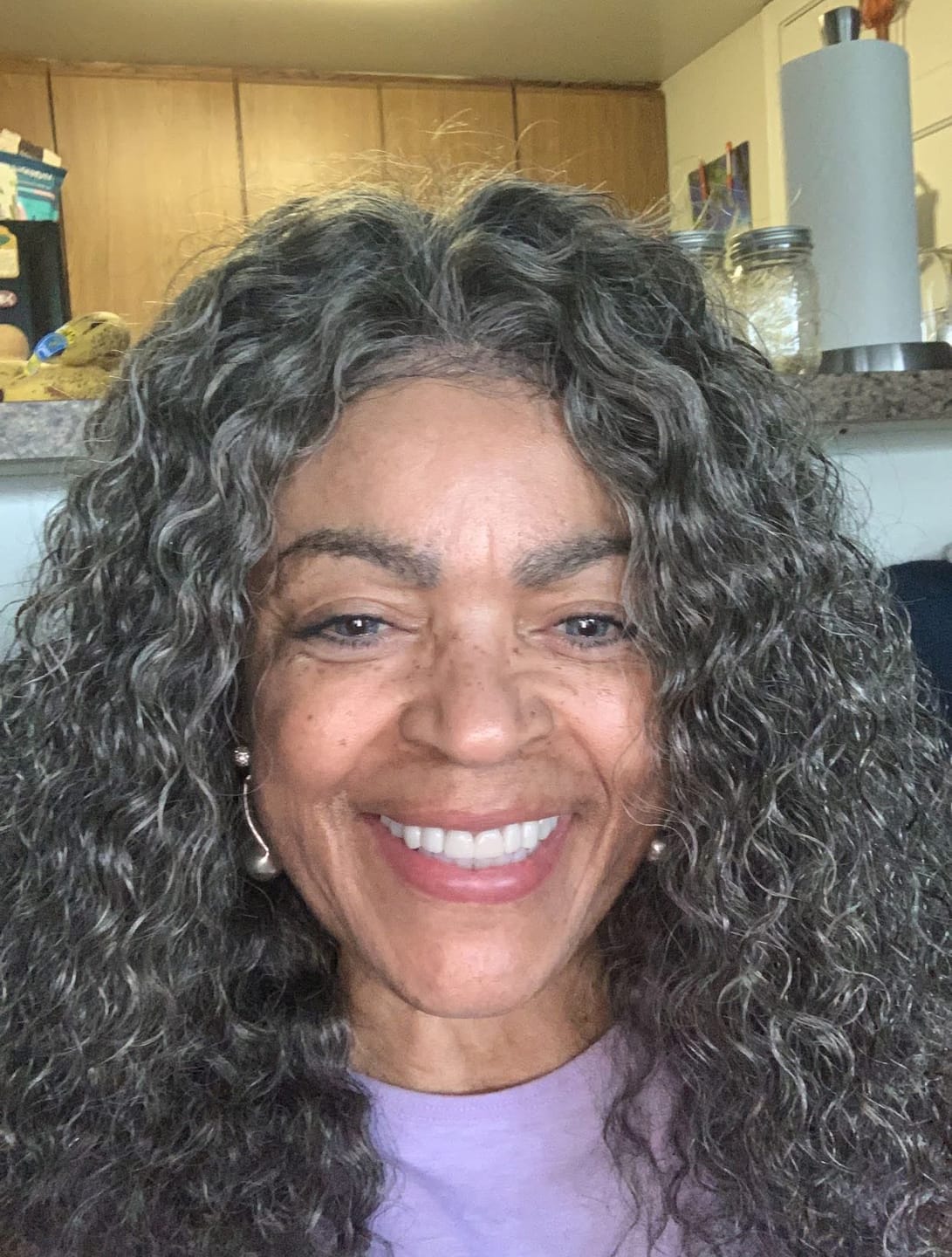Customer photo review of Luvwin 13x4 Salt And Pepper Wand Curly Glueless Gray Color Pre-Cut Lace Wig