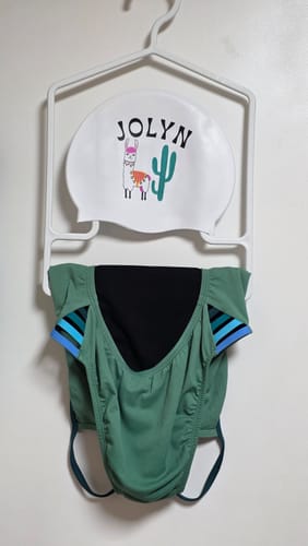 Hyesoo review of ZAMBIA ONE PIECE || Matcha|Cove image 1 out of 1