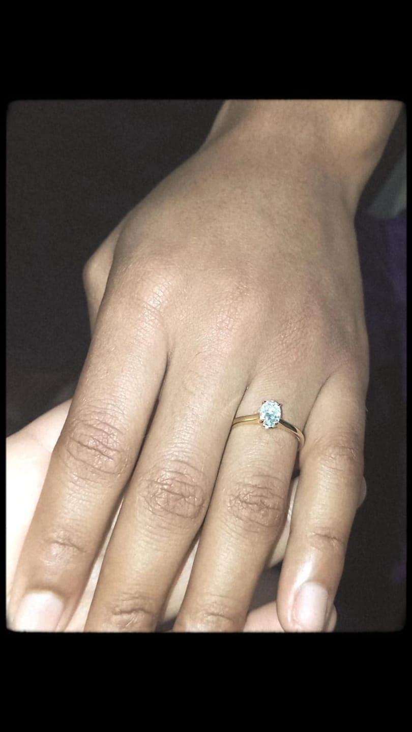 Customer photo review of Anel Solitário Moissanite Oval 1ct