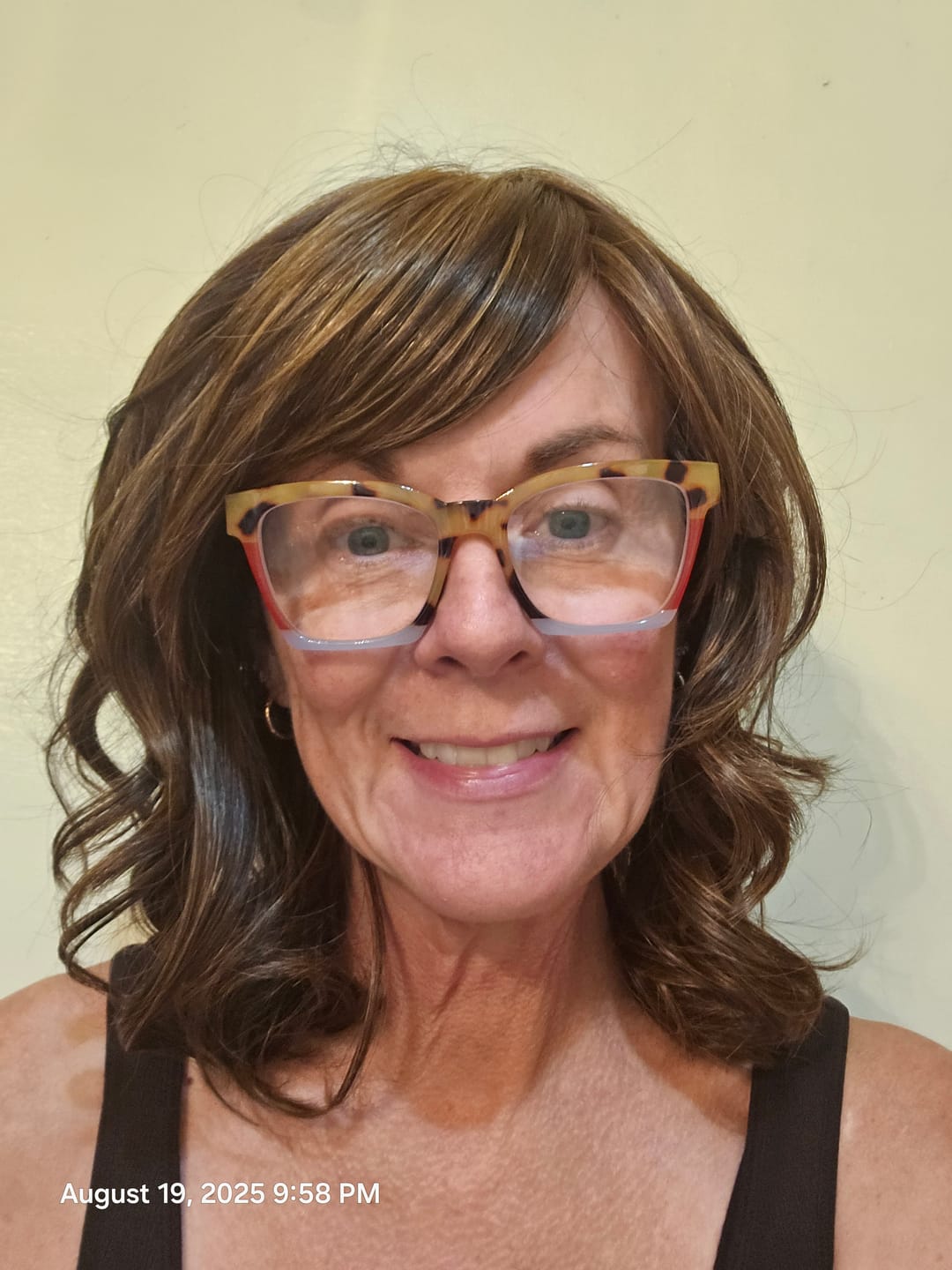 Customer photo review of CUPIDS BOW - Chocolate Cedar