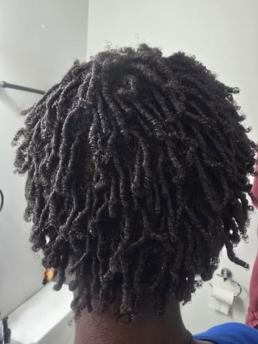 Danielle S. review of Ultimate Transformation Bundle- Entire hair product line at $50 off! FREE SHIPPING image 3 out of 4