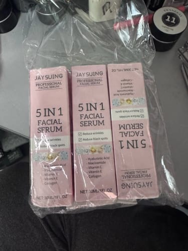 Customer photo review of 5 In 1 Facial Serum