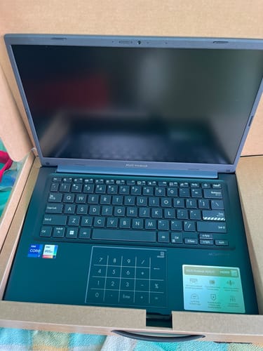 Customer photo review of Laptop Vivobook 14 ASUS Intel Core i7 12GB RAM 512GB SSD 14" FHD Intel UHD Graphics Quiet Blue X1404VA-I712512