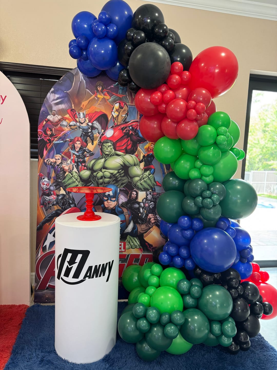 Customer photo review of Custom birthday party decoration round circle backdrop cover plinth cylinder pedestal cloth cover