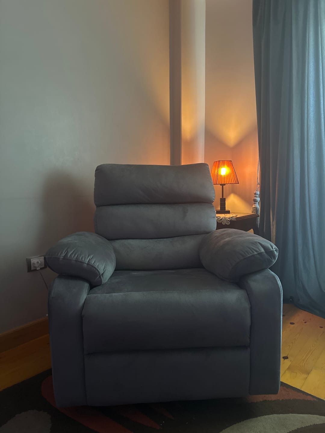 Customer photo review of Razy- Lazy Boy Chair