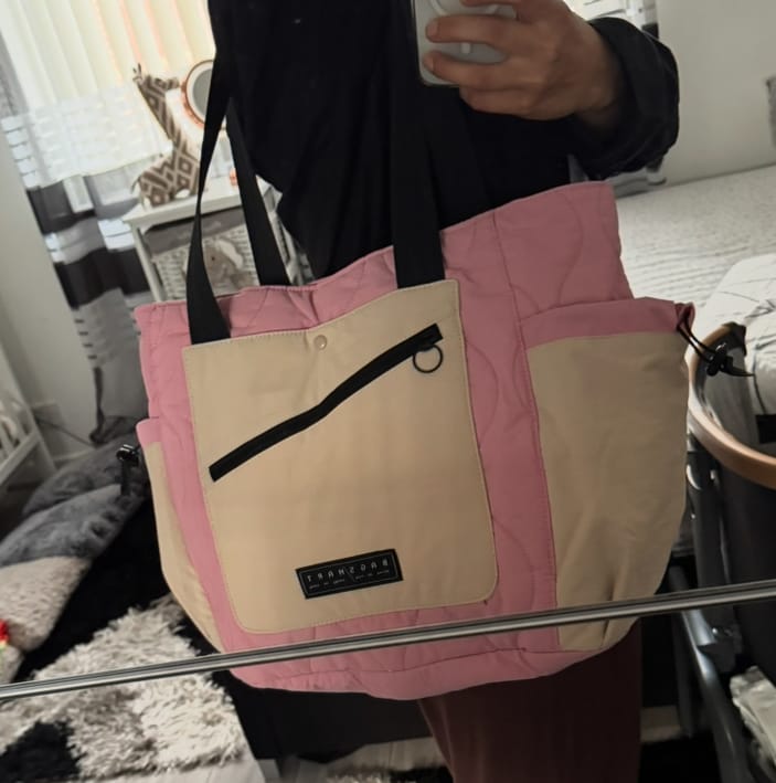 Customer photo review of Paz 23L Tote