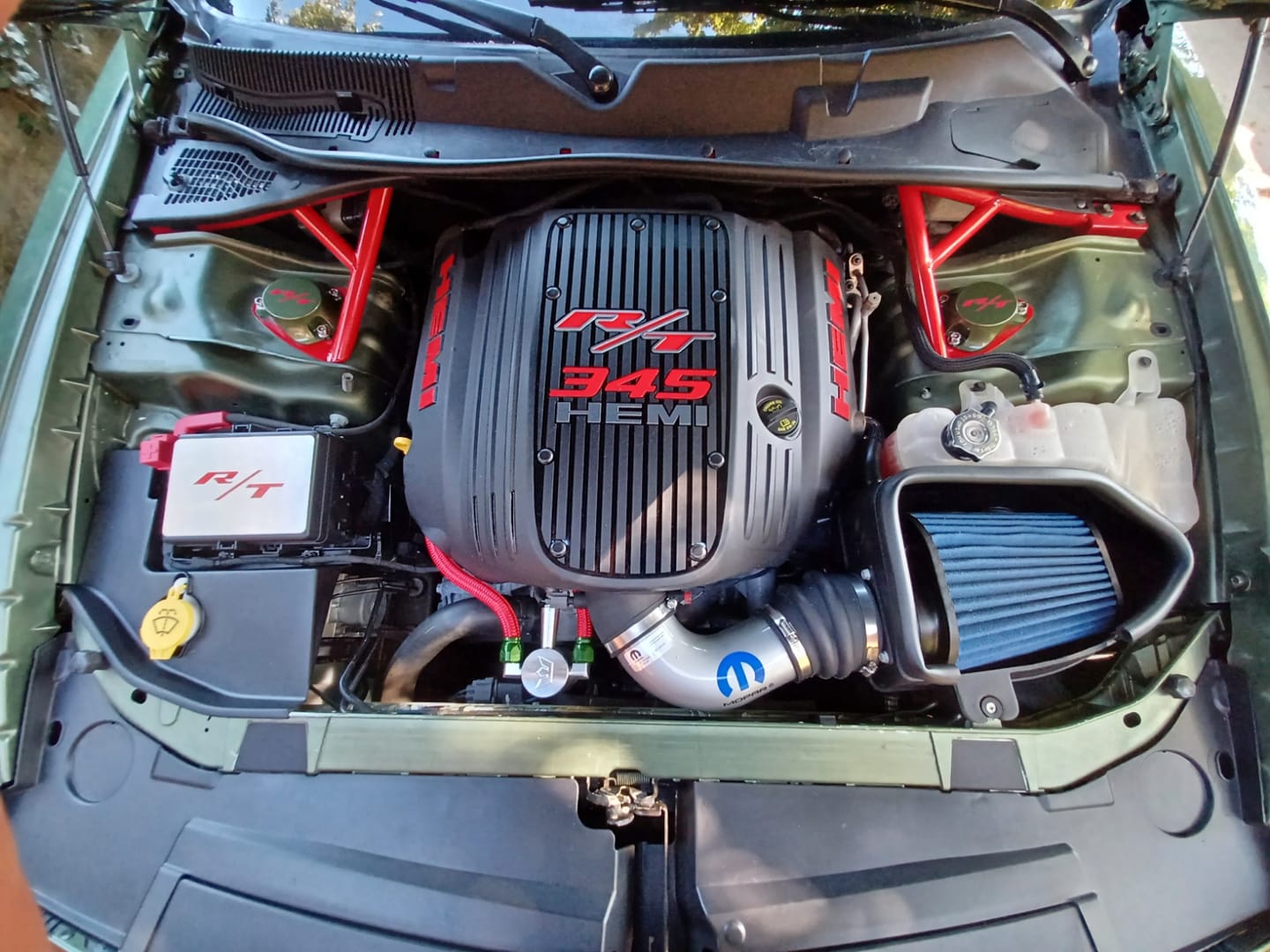Customer photo review of ABD Strut Tower Covers 2005-2023 Challenger/Charger