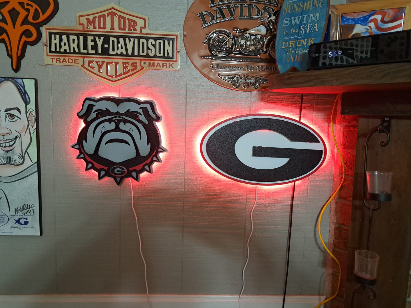 Customer photo review of Georgia Bulldogs "G" 3D Vintage Metal Wall Art