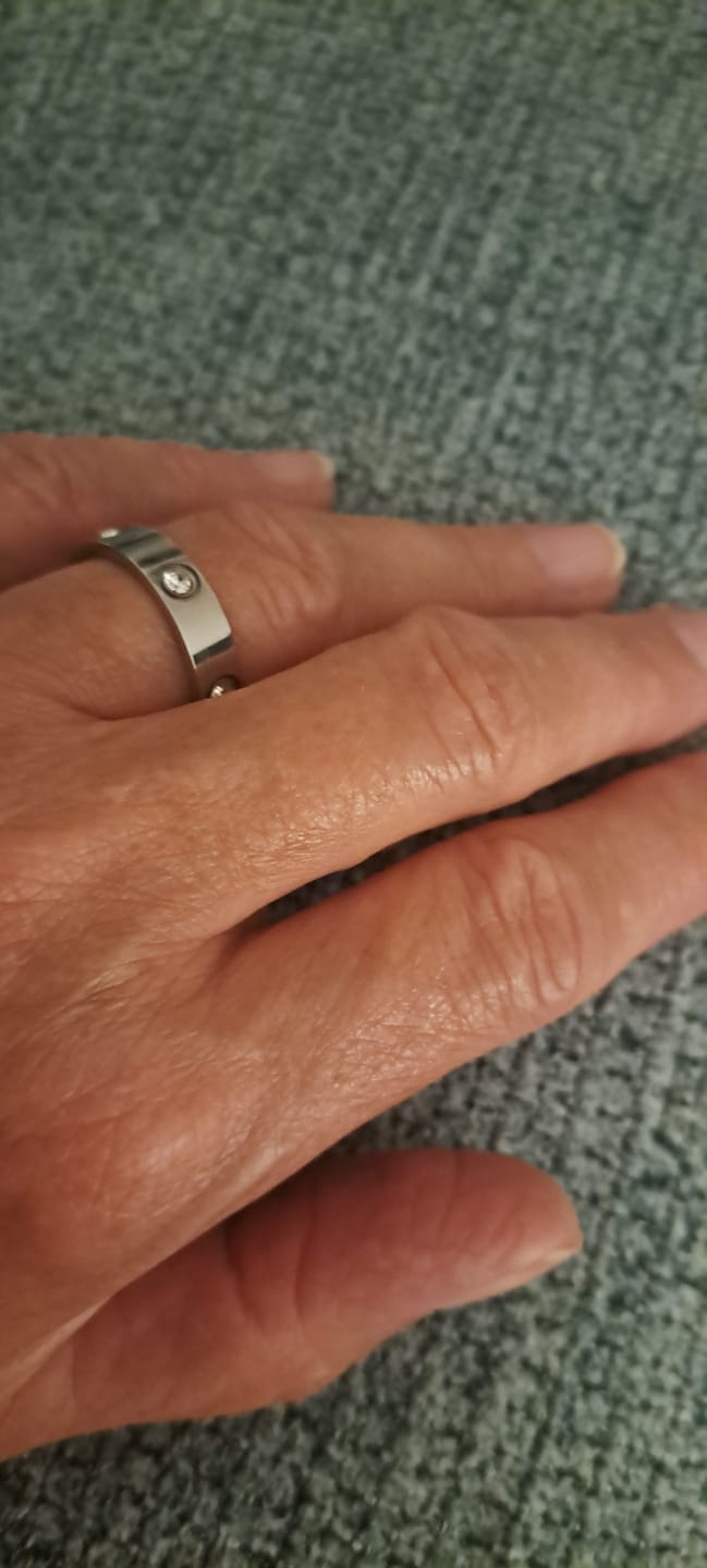 Customer photo review of Eros Ring