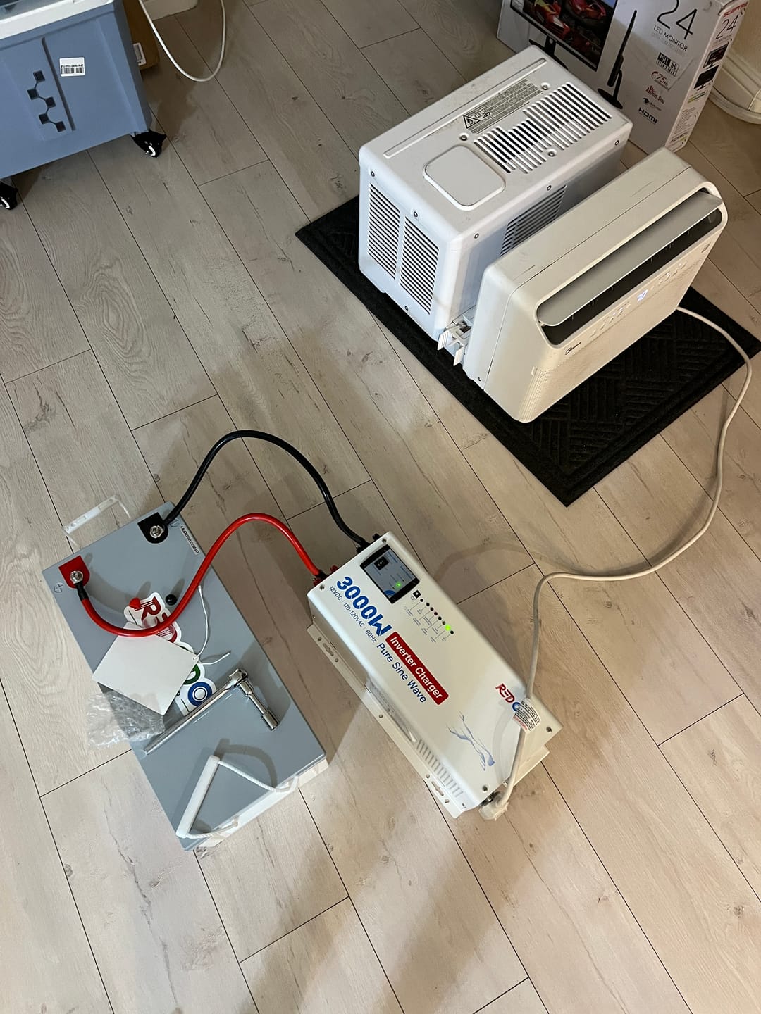 Customer photo review of Redodo 12V 300Ah Lithium LiFePO4 Battery | Replaces 6*12V 100Ah AGM Batteries | RV, Marine, Solar