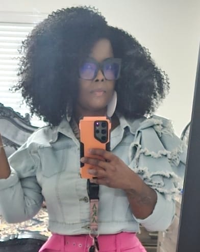 Customer photo review of Sensationnel Curls Kinks & CO Textured Lace Front Wig - GAME CHANGER