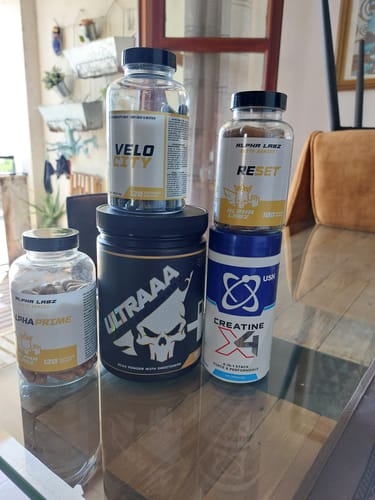 Customer photo review of ALPHA LABZ  - ULTRAAA BCAA 4:1:1 All in one