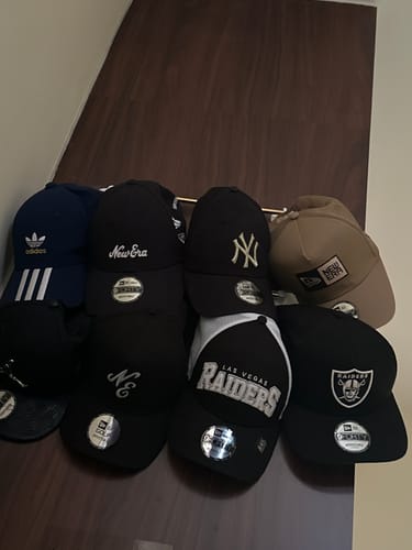 Customer photo review of 9FORTY Trucker Las Vegas Raiders Arch Black Snapback