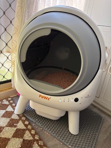 Customer photo review of AutoClean Pro Automatic Self Cleaning Cat Litter Box