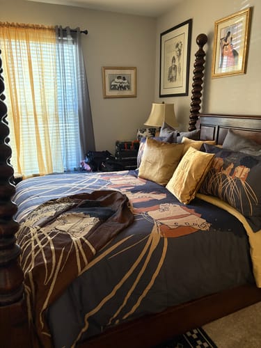 Customer photo review of Royal Duvet Cover & Pillow Sham Set