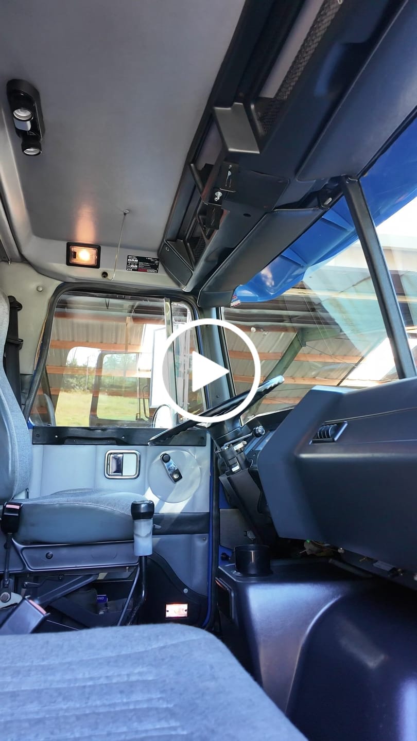 Customer video review of Clean 'n Shine - Gallon