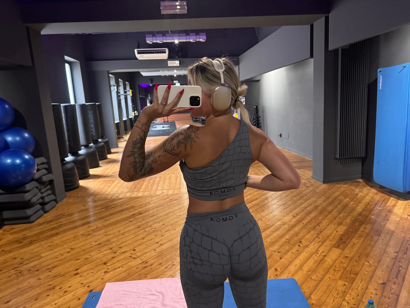 Customer photo review of Leggings Push Up All-up Grigio Ira Cocco