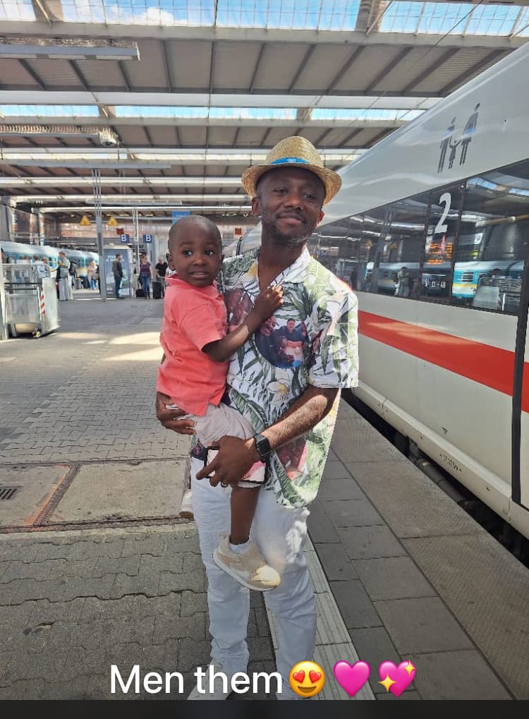 Customer photo review of Summer Vibes- Individuelles Hawaiihemd mit eigenen Fotos gestalten