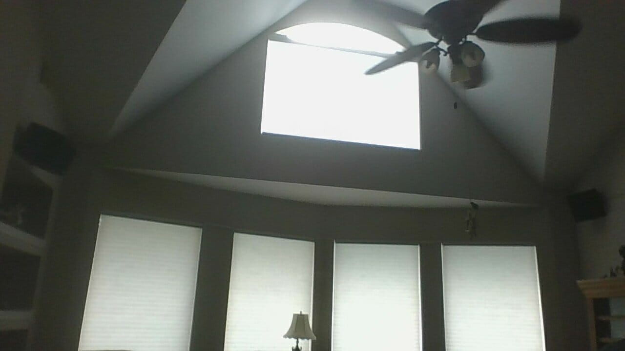 Customer photo review of SmartWings Motorized Light Filtering Cellular Shades Nowa
