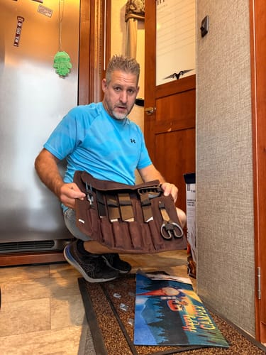 Customer photo review of Henckels Stainless Steel Chef's Knife Set