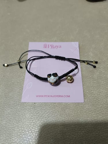 Customer photo review of Pulseras Gatitos de la Suerte